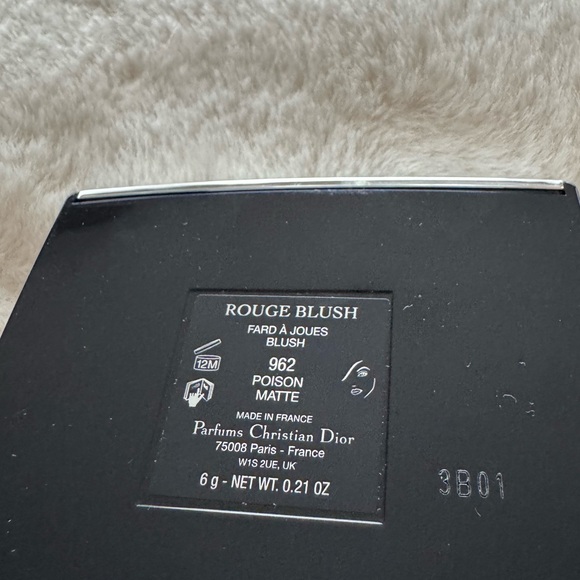 Dior Blush, Poison Matte - Picture 3 of 3